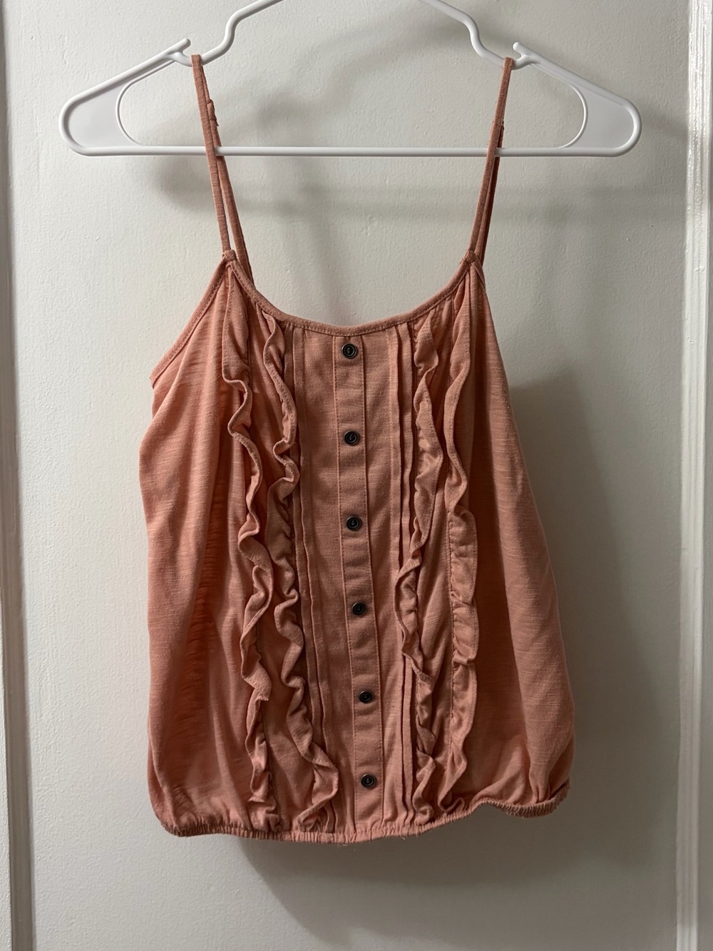 Weavers Peach Ruffle-Front Spaghetti Strap Camisole